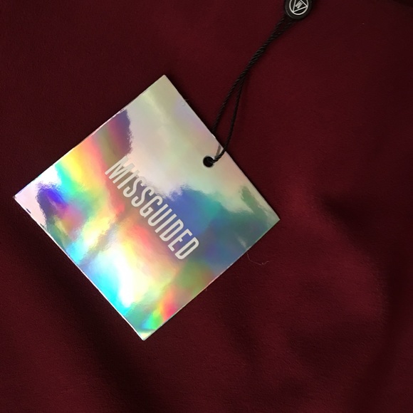 💄Red Skort 💄 - Picture 5 of 7